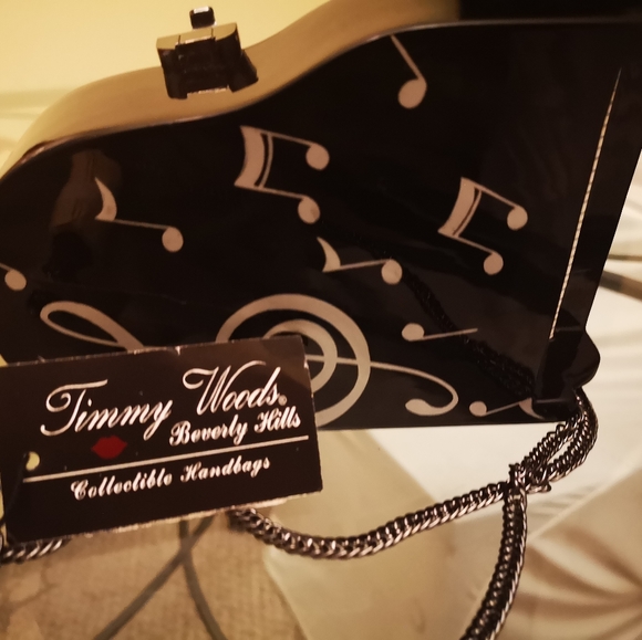 Collectible Bag - Picture 8 of 14